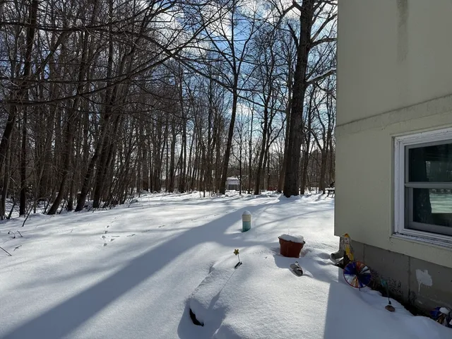 $1,200 | 12 Sunnyside Avenue, Unit 1, Rutland, MA 01543