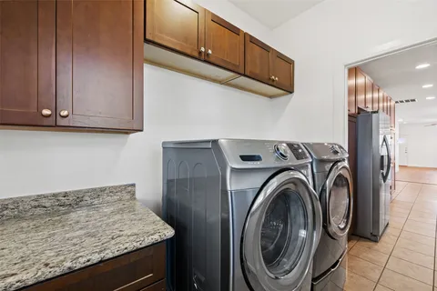 $610,000 | 3203 East 18th Street, Austin, TX 78721