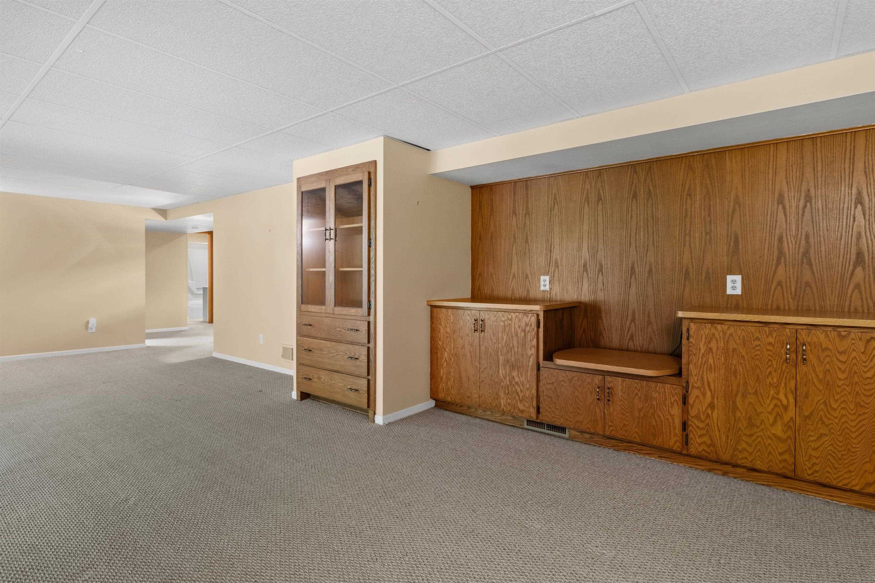 2318 Whitlock Road Madison, WI 53719 - Photo 26 of 37