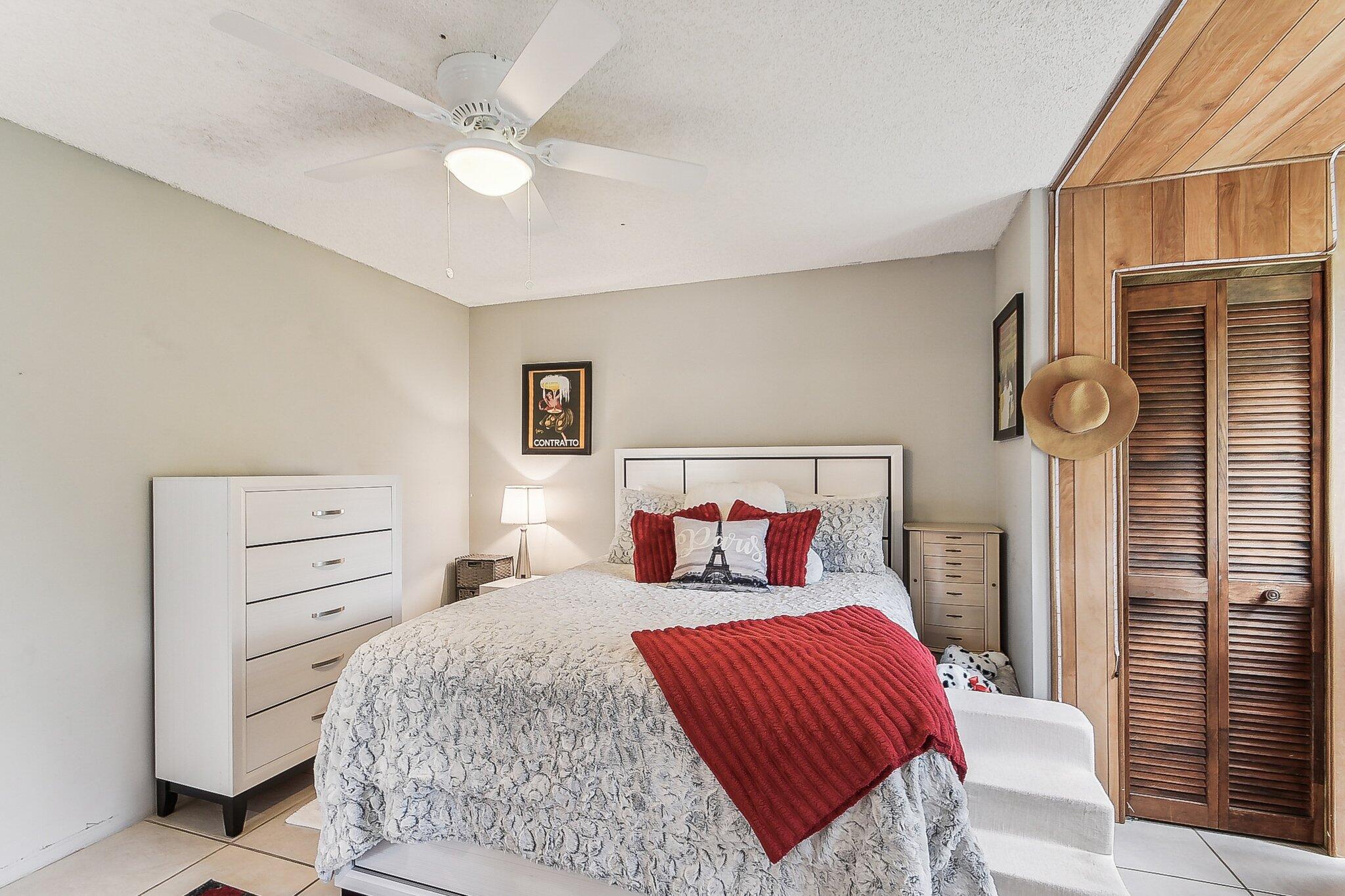 11063 Oakdale Road Boynton Beach, FL 33437 - Photo 15 of 64 3rd bedroom