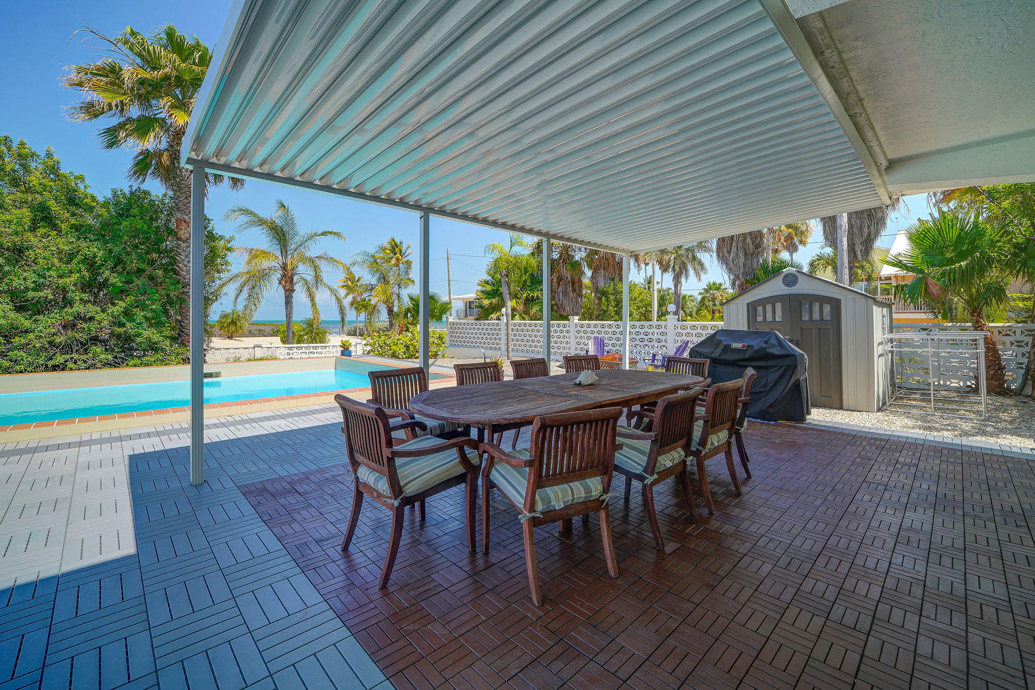 576 Sombrero Beach Road Marathon, FL 33050 - Photo 7 of 69 Covered outdoor dining