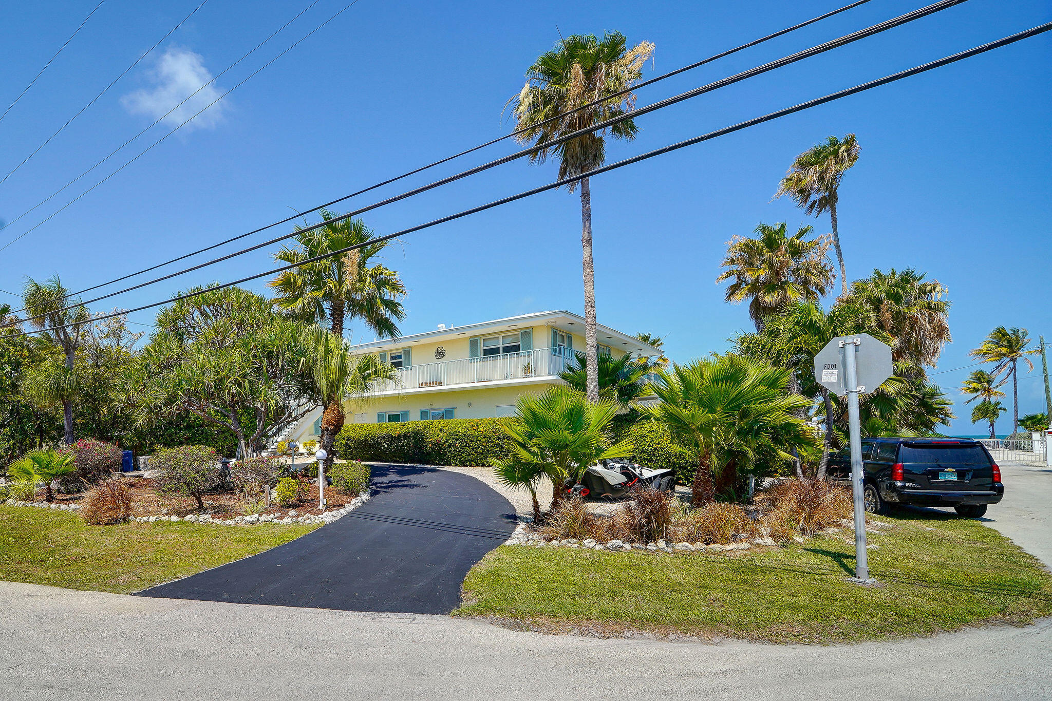 576 Sombrero Beach Road Marathon, FL 33050 - Photo 8 of 69 Beautiful landscaping