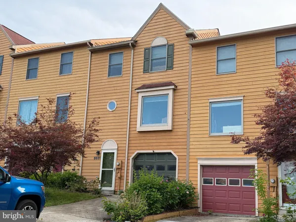$2,600 | 6631 Beach Drive, New Market, MD 21774