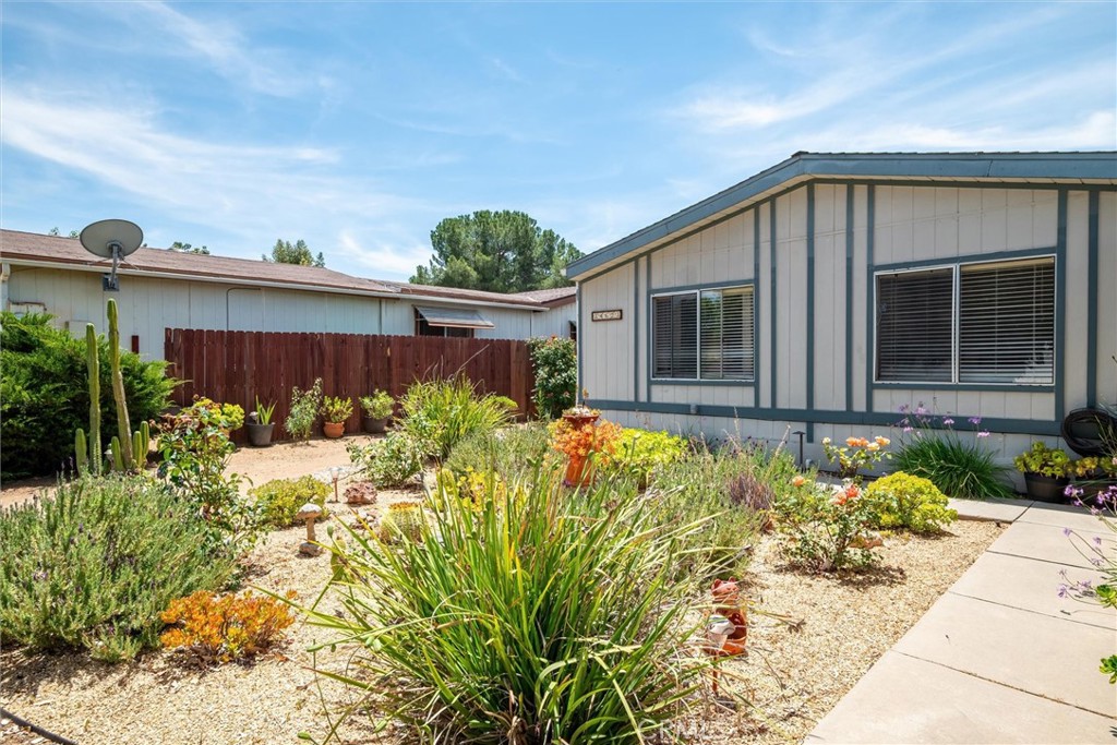 34623 The Farm Road Wildomar, CA 92595 - Photo 8 of 54