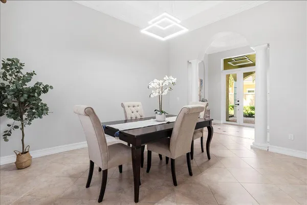 $3,900 | 1254 River Reach Drive, Vero Beach, FL 32967