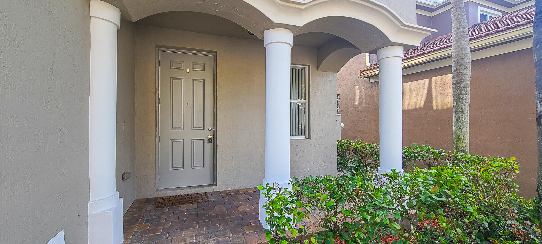 1098 Center Stone Lane Riviera Beach, FL 33404 - Photo 2 of 47 centerstone1098new-8