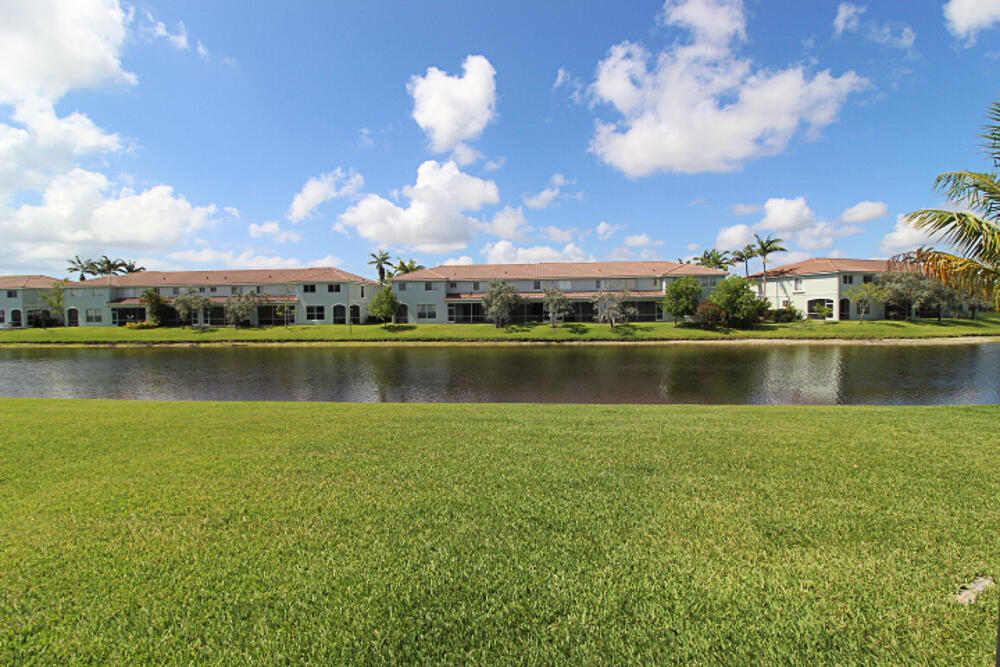 1098 Center Stone Lane Riviera Beach, FL 33404 - Photo 35 of 47 1098Centerstone-13