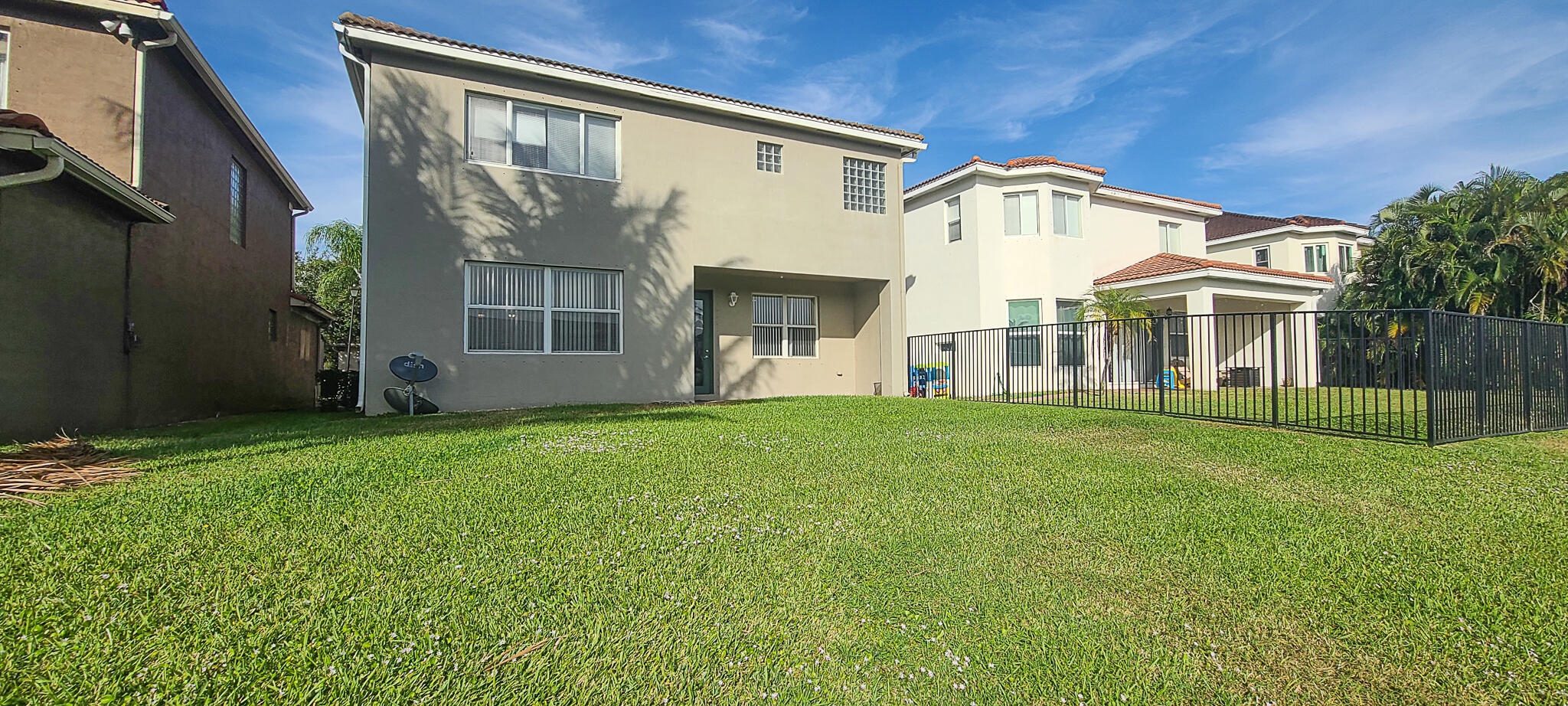 1098 Center Stone Lane Riviera Beach, FL 33404 - Photo 37 of 47 centerstone1098new-32