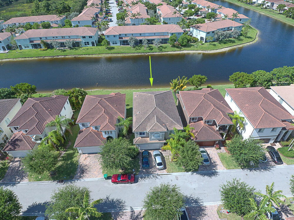 1098 Center Stone Lane Riviera Beach, FL 33404 - Photo 6 of 47 1098Centerstone-18