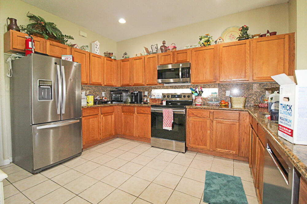 1098 Center Stone Lane Riviera Beach, FL 33404 - Photo 7 of 47 1098Centerstone-7