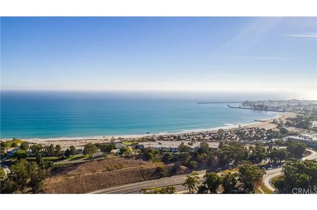 $1,975 | 34264 Camino Capistrano, Dana Point, CA 92624