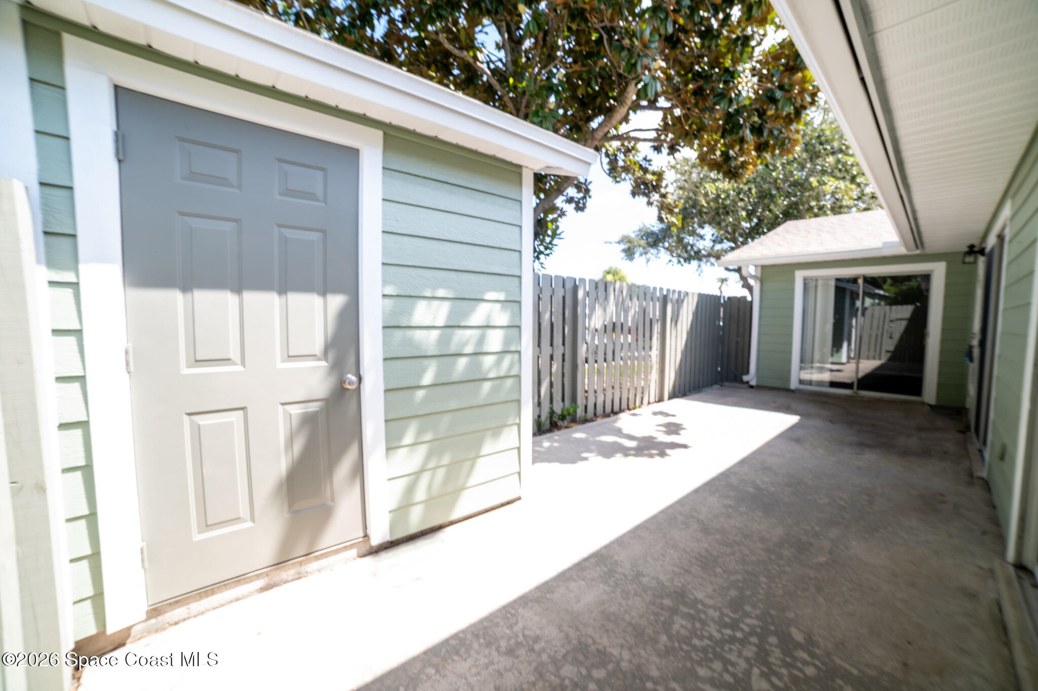 1921 Quail Ridge Court, Unit 2401 Cocoa, FL 32926 - Photo 3 of 18 Courtyard