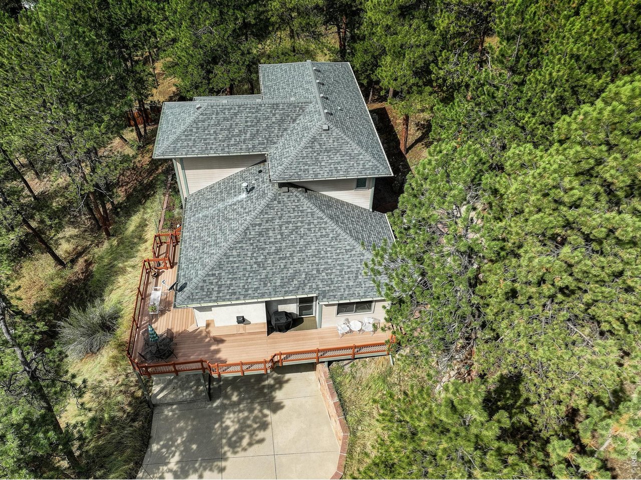 65 Betasso Road Boulder, CO 80302 - Photo 37 of 38 an aerial view of a house with yard