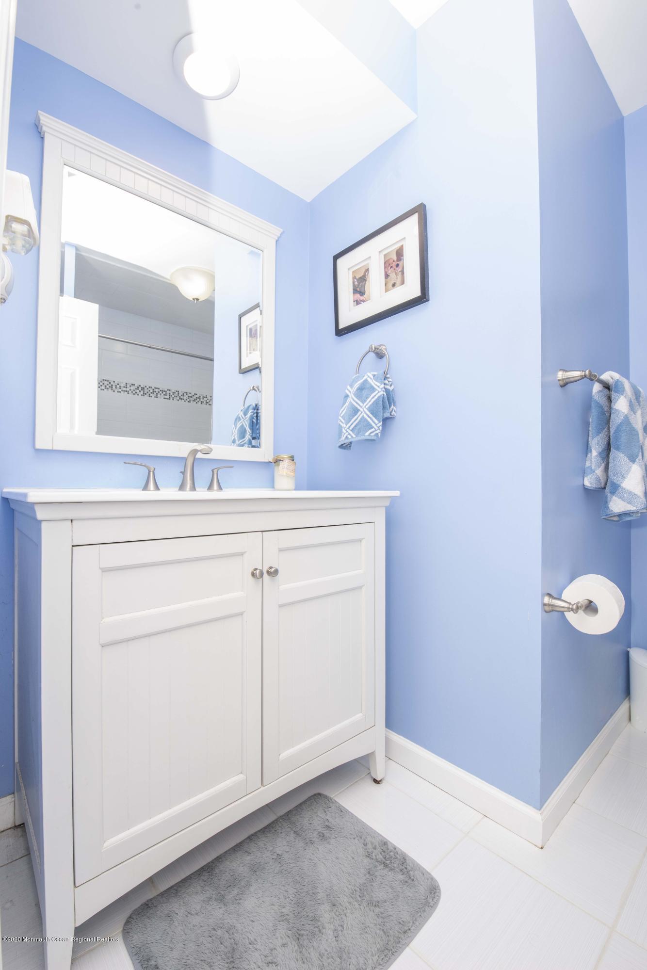 7 Riley Road Morganville, NJ 07751 - Photo 24 of 37 DSC_0419