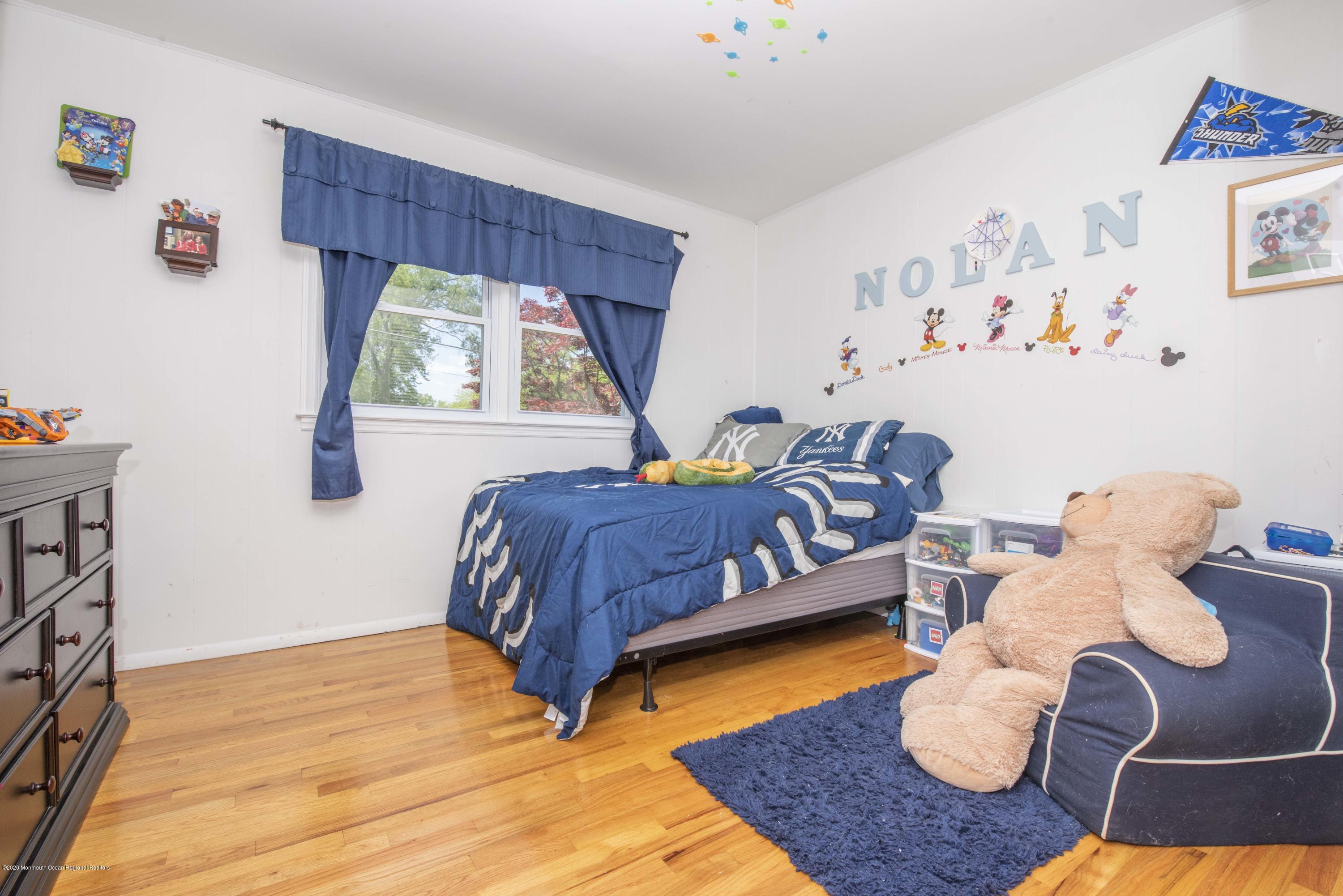 7 Riley Road Morganville, NJ 07751 - Photo 26 of 37 DSC_0423