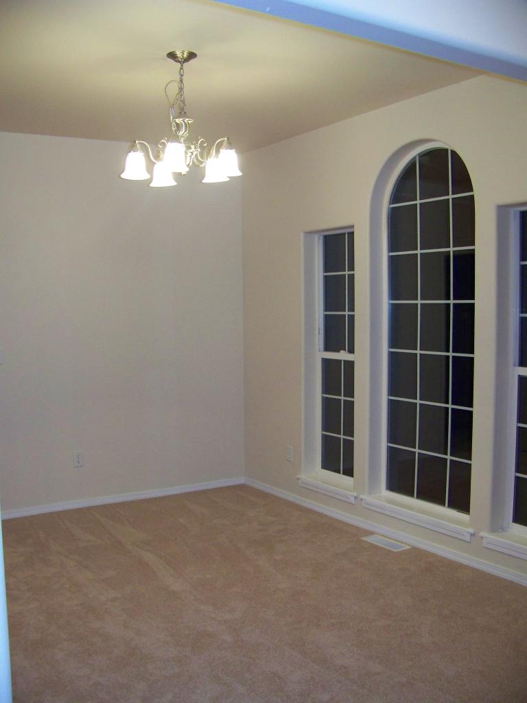 309 Ray Road Sunnyside, WA 98944 - Photo 17 of 19 dining2