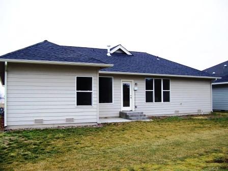 309 Ray Road Sunnyside, WA 98944 - Photo 3 of 19 back