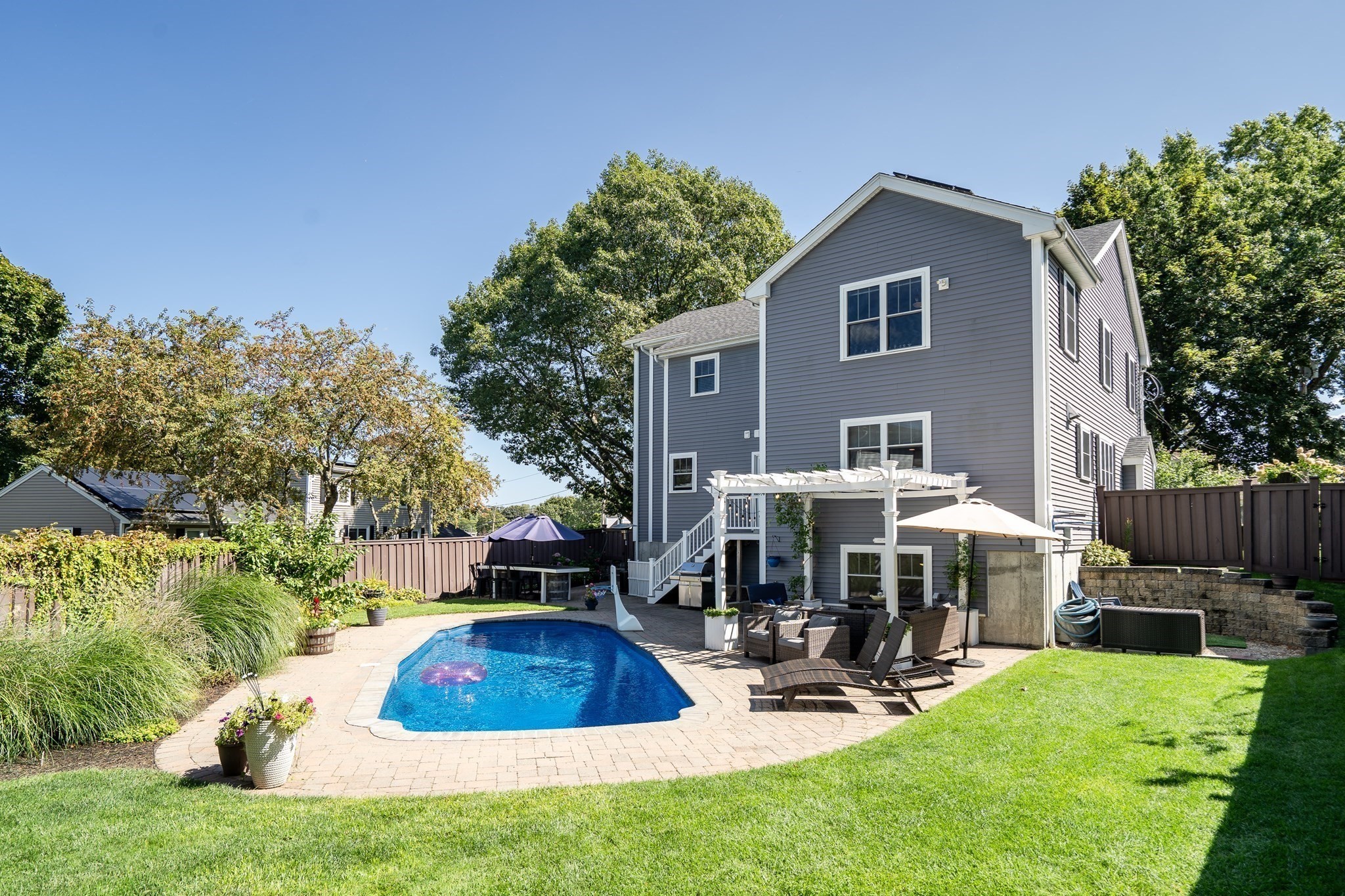 58 Madison Road Waltham, MA 02453 - Photo 2 of 36 Gallery Image 2