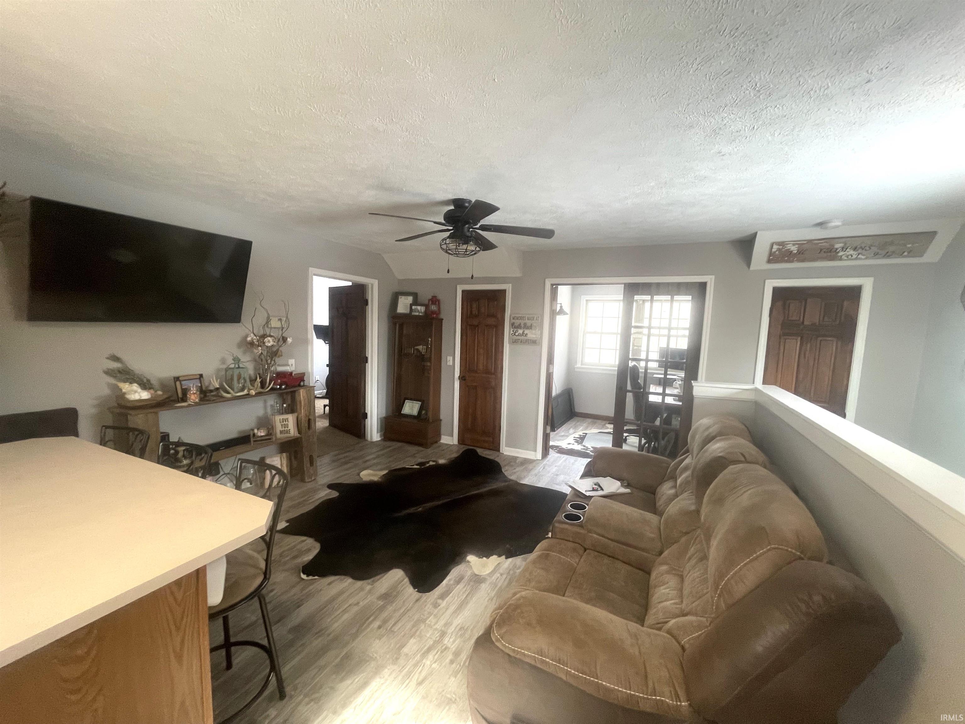 6300 Logansport Road Logansport, IN 46947 - Photo 8 of 33