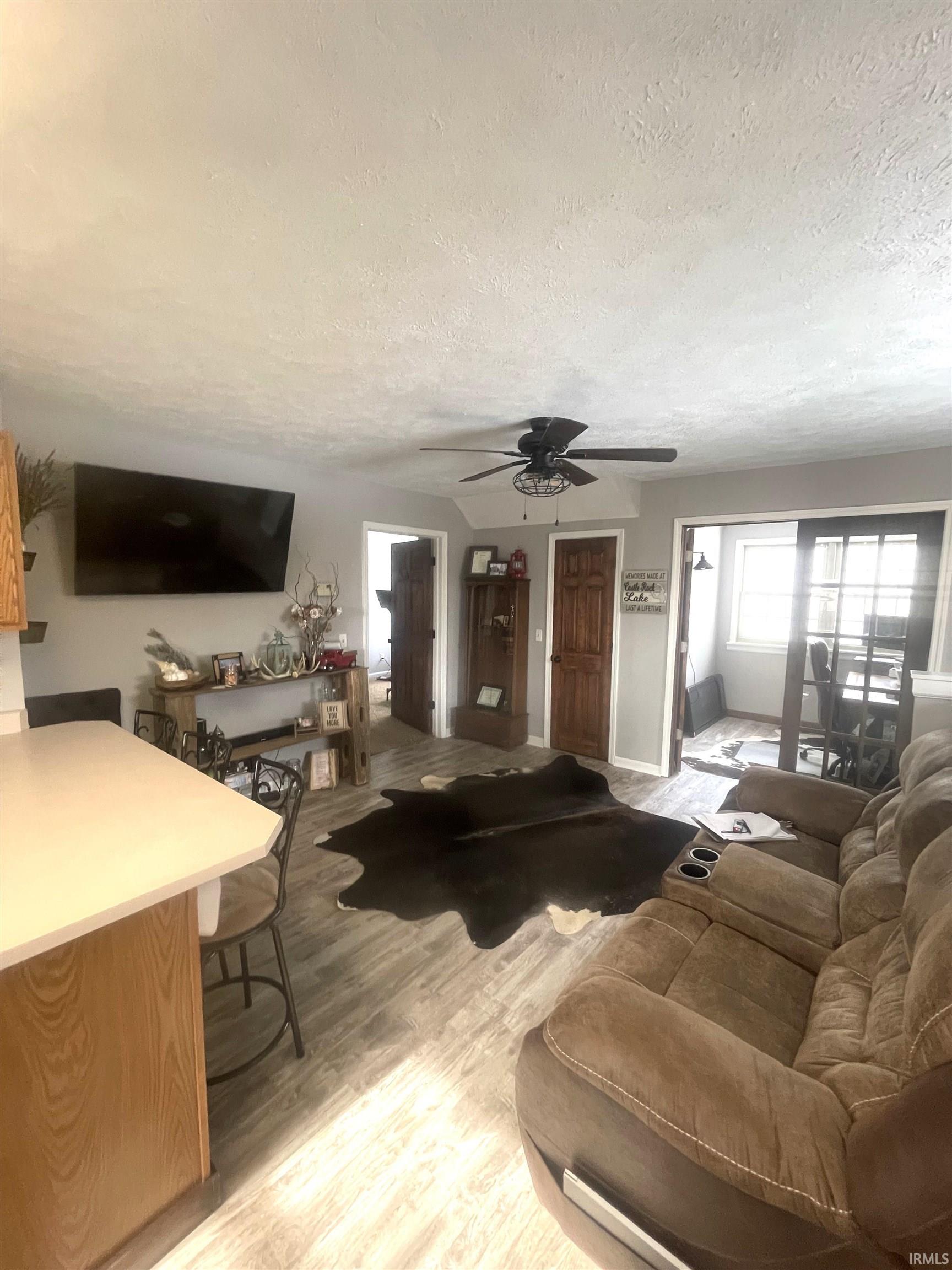 6300 Logansport Road Logansport, IN 46947 - Photo 10 of 34