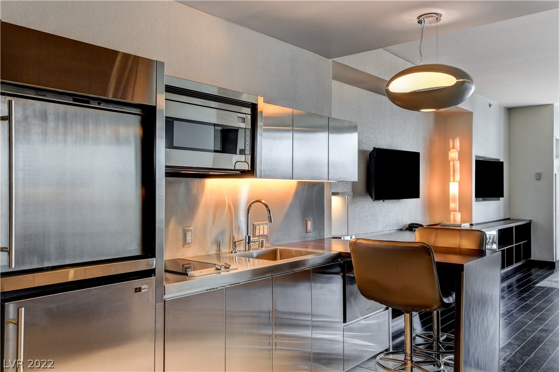 4381 West Flamingo Road, Unit 1005 Las Vegas, NV 89103 - Photo 16 of 23 Gallery Image 16