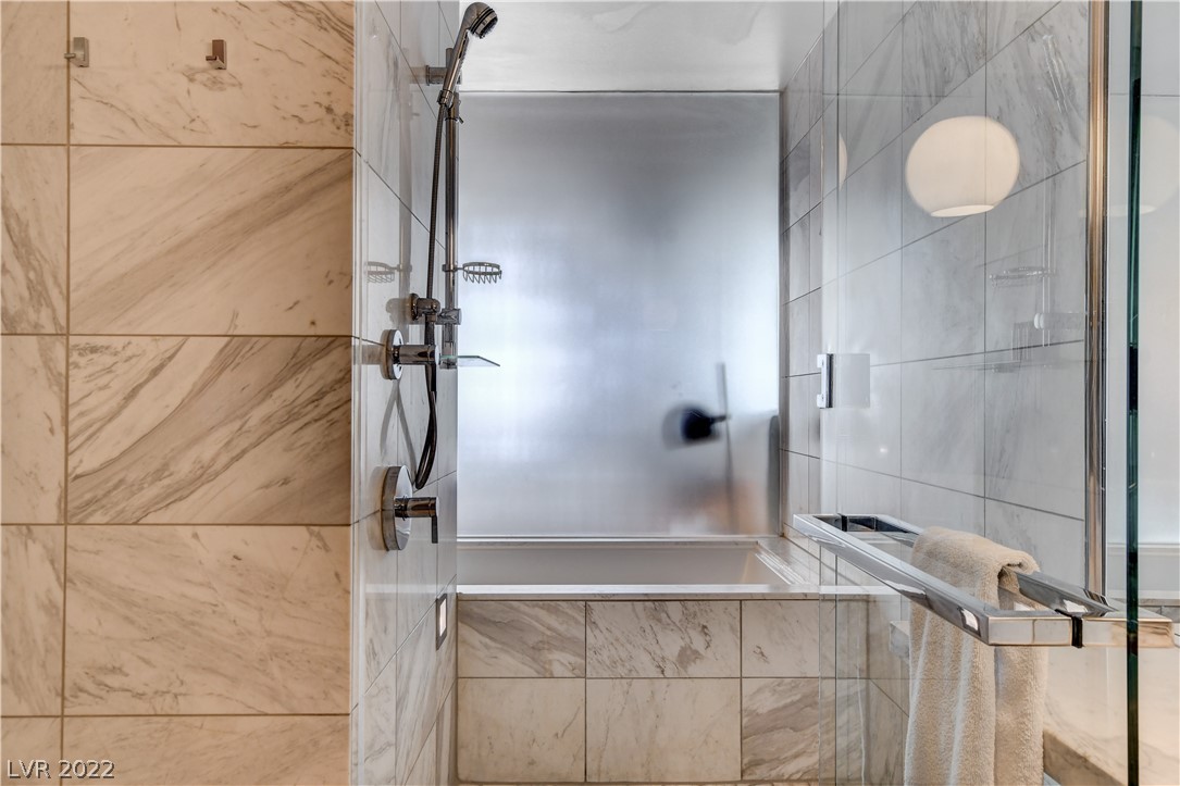 4381 West Flamingo Road, Unit 1005 Las Vegas, NV 89103 - Photo 21 of 23 Gallery Image 21