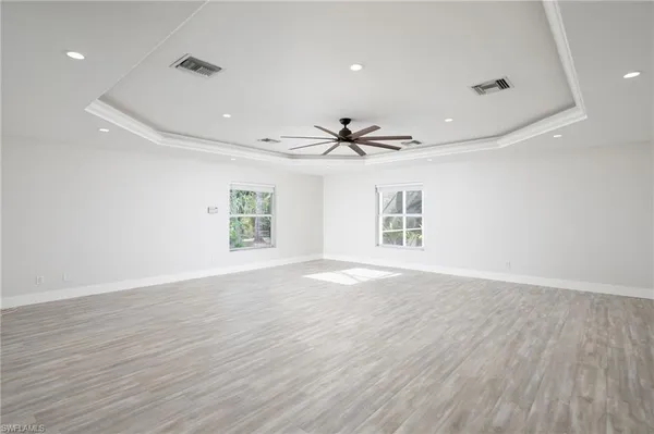 $629,900 | 380 6th Street Northeast, Naples, FL 34120