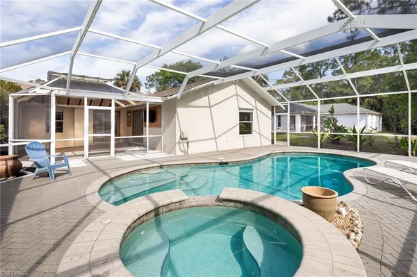 $629,900 | 380 6th Street Northeast, Naples, FL 34120