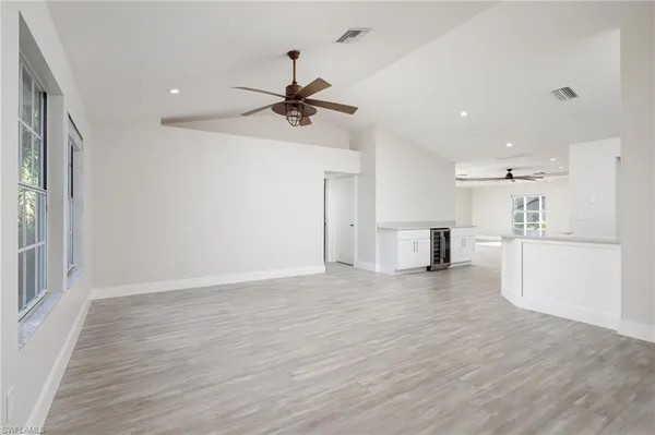 $629,900 | 380 6th Street Northeast, Naples, FL 34120