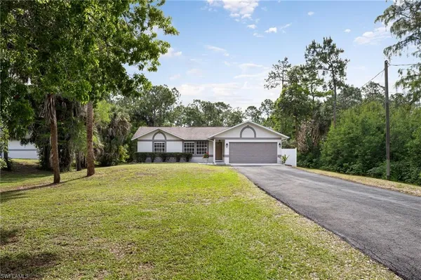 $629,900 | 380 6th Street Northeast, Naples, FL 34120