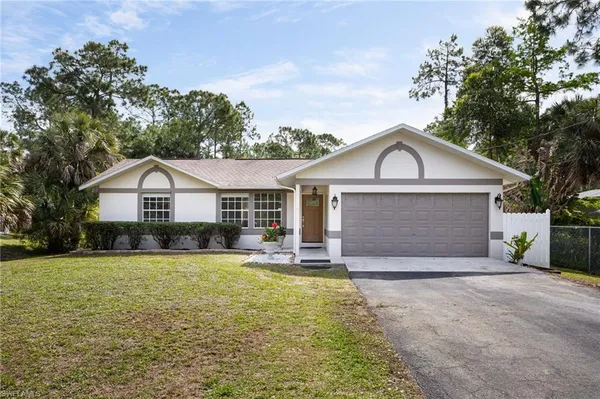 $629,900 | 380 6th Street Northeast, Naples, FL 34120