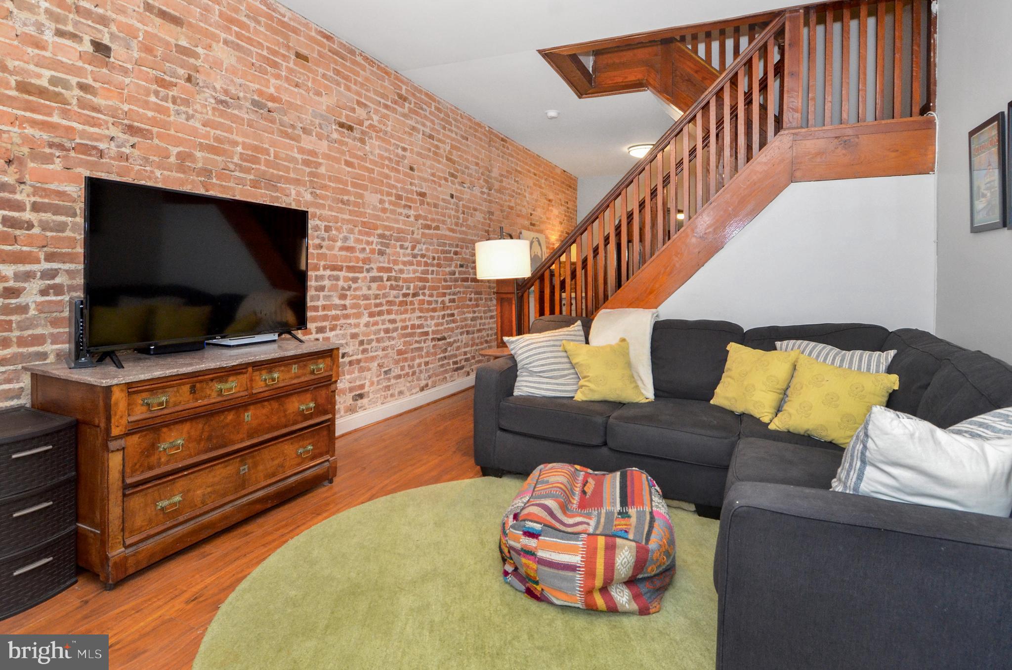 1403 Riverside Avenue Baltimore, MD 21230 - Photo 5 of 29
