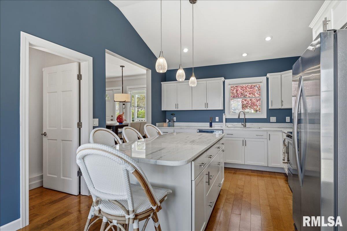 1401 East Lake Shore Drive Springfield, IL 62712 - Photo 11 of 55