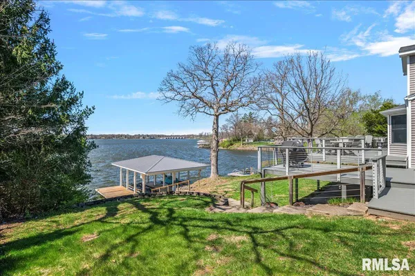 $750,000 | 1401 East Lake Shore Drive, Springfield, IL 62712