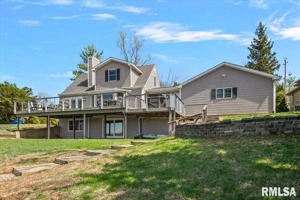 $750,000 | 1401 East Lake Shore Drive, Springfield, IL 62712
