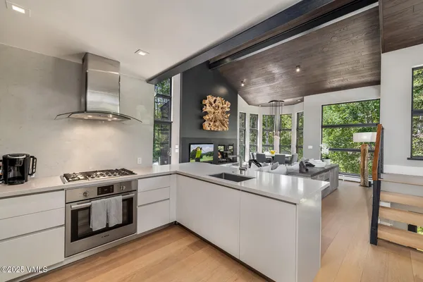 $9,975,000 | 327 Rockledge Road, Unit W, Vail, CO 81657