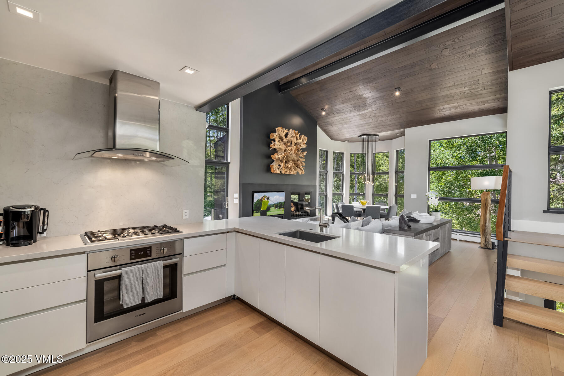 327 Rockledge Road, Unit W Vail, CO 81657 - Photo 10 of 28 138A3143_1