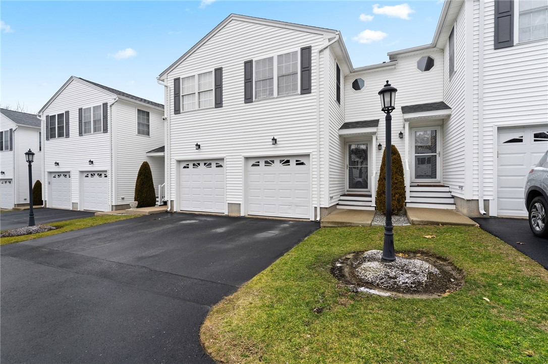 572 Smithfield Road, Unit A3 North Providence, RI 02904 - Photo 2 of 34