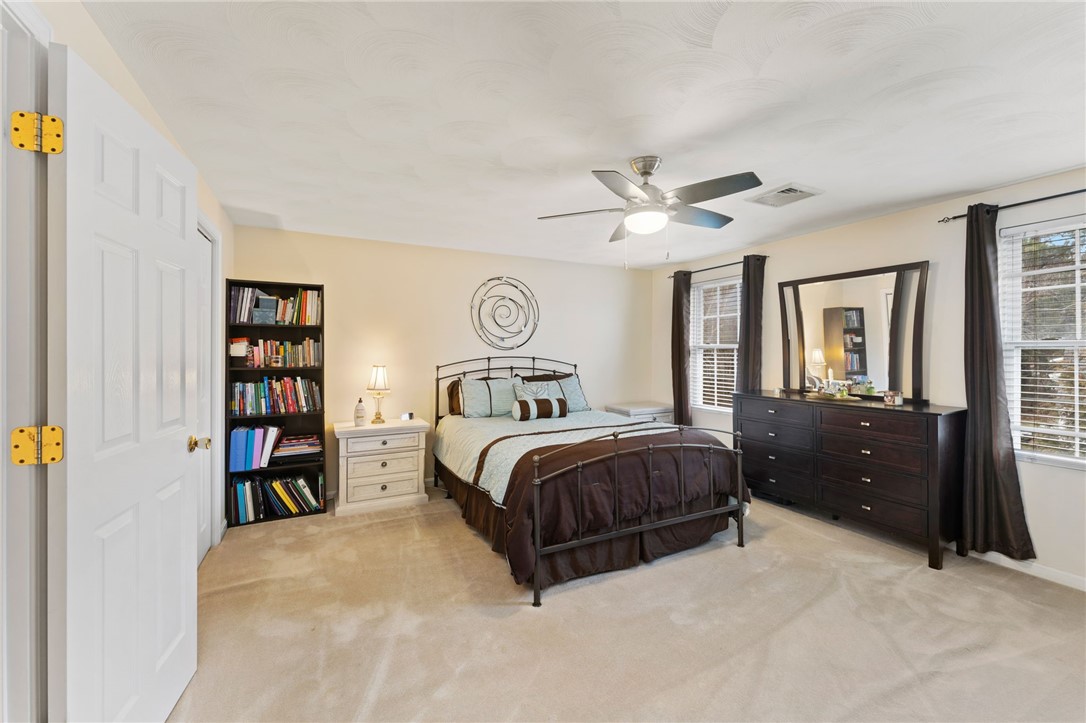 572 Smithfield Road, Unit A3 North Providence, RI 02904 - Photo 25 of 34