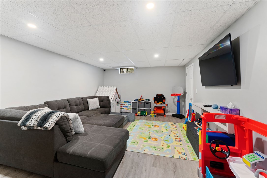 572 Smithfield Road, Unit A3 North Providence, RI 02904 - Photo 26 of 34