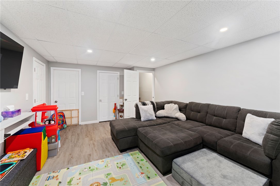 572 Smithfield Road, Unit A3 North Providence, RI 02904 - Photo 28 of 34