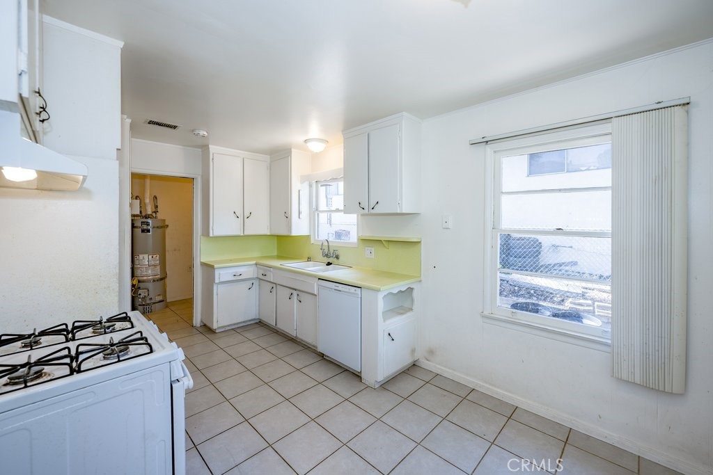 10652 Commerce Avenue Tujunga, CA 91042 - Photo 10 of 33