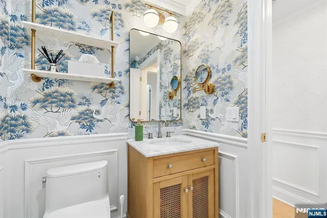 $639,900 | 2301 Rio Vista Drive, Mahwah, NJ 07430