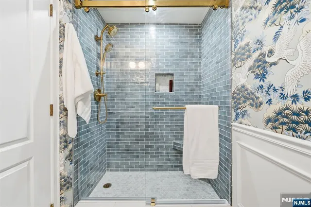 $639,900 | 2301 Rio Vista Drive, Mahwah, NJ 07430