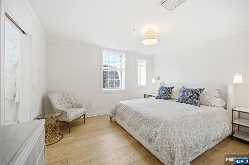 2301 Rio Vista Drive Mahwah, NJ 07430 - Photo 26 of 42