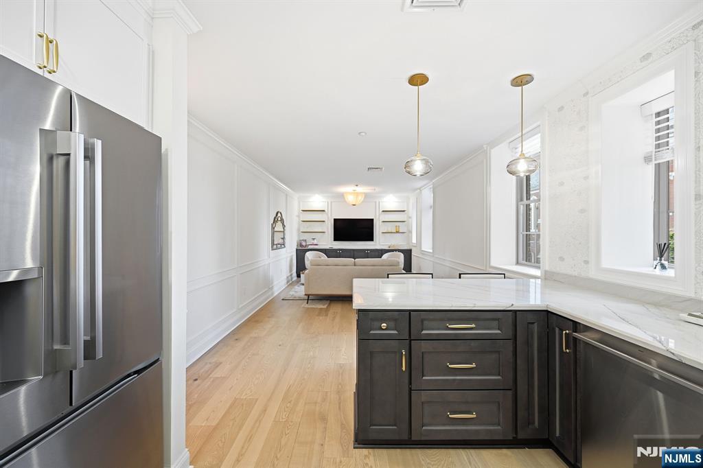 2301 Rio Vista Drive Mahwah, NJ 07430 - Photo 10 of 42