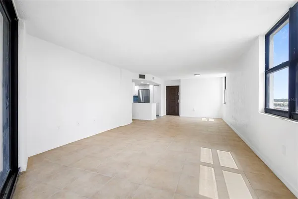 $370,000 | 1415 Ocean Shore Boulevard, Unit 511, Ormond Beach, FL 32176