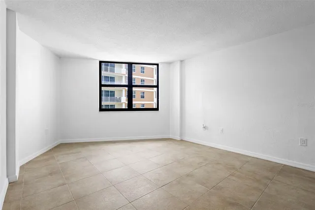 $370,000 | 1415 Ocean Shore Boulevard, Unit 511, Ormond Beach, FL 32176