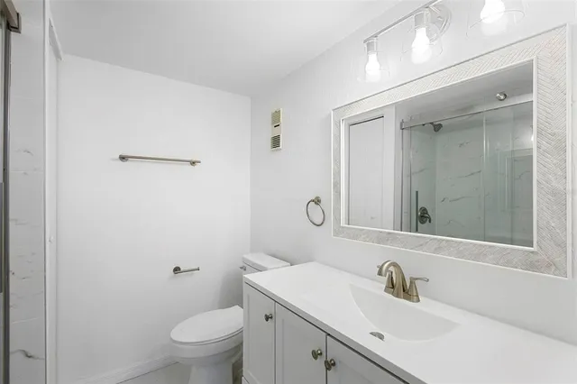 $370,000 | 1415 Ocean Shore Boulevard, Unit 511, Ormond Beach, FL 32176