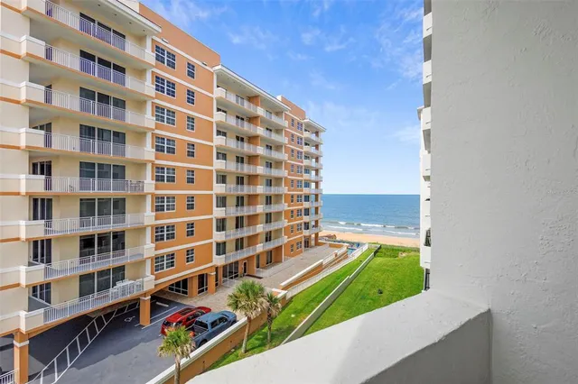 $370,000 | 1415 Ocean Shore Boulevard, Unit 511, Ormond Beach, FL 32176